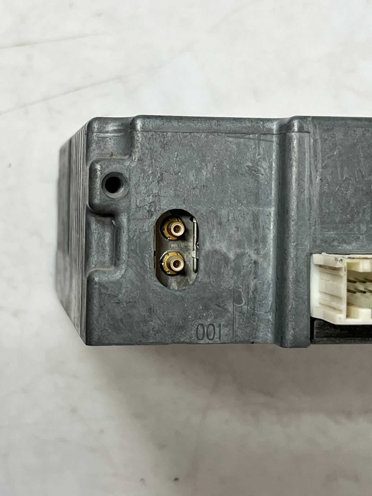 2005 BMW E60, E61, E65, E90, E70 X5, E71 X6 E66 TV /Video Control Module 6958396