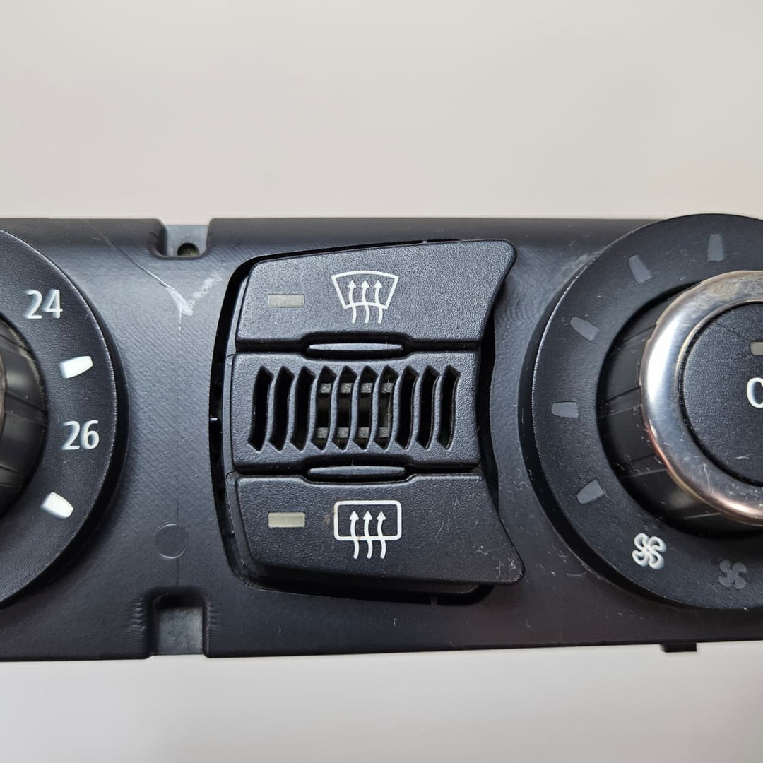 2005 BMW E60, E61, E63, E64 Control Unit Automatic Air Conditioner 9122398