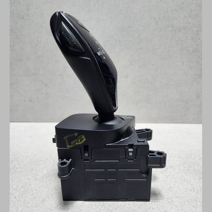 2017-2019 BMW 530i Automatic Transmission Gear Selector Lever 6825825 