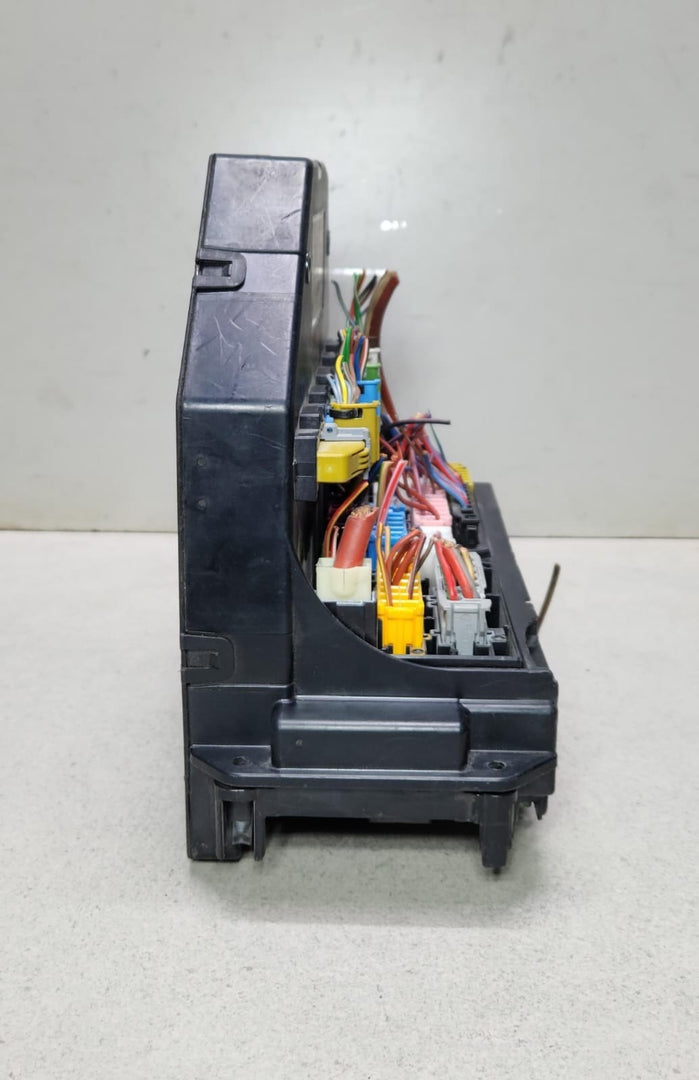 2014 Mercedes-Benz C250 Front Sam Module Fuse Box A2129003825 W204 C-Class,C300