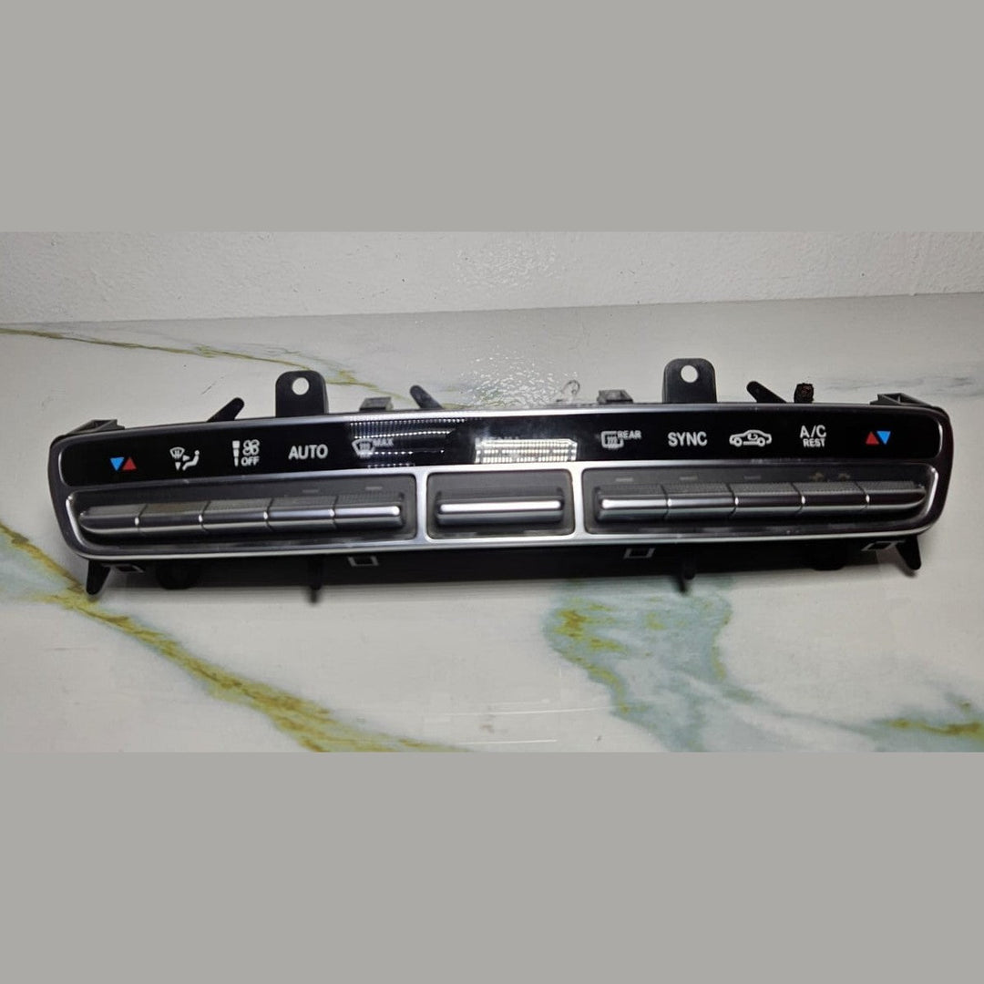 14–18 Mercedes Benz W205 C-Class AC Heater Climate Control Switch A205 9058505