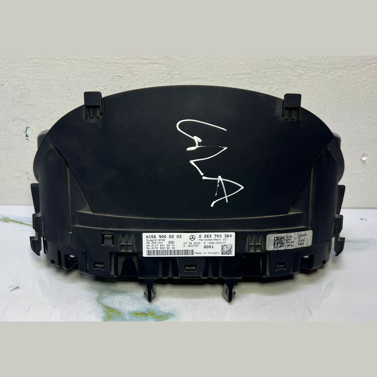 13-17 Mercedes-Benz W156 GLA AMG Instrument Cluster Speedometer A156 9000203 OEM