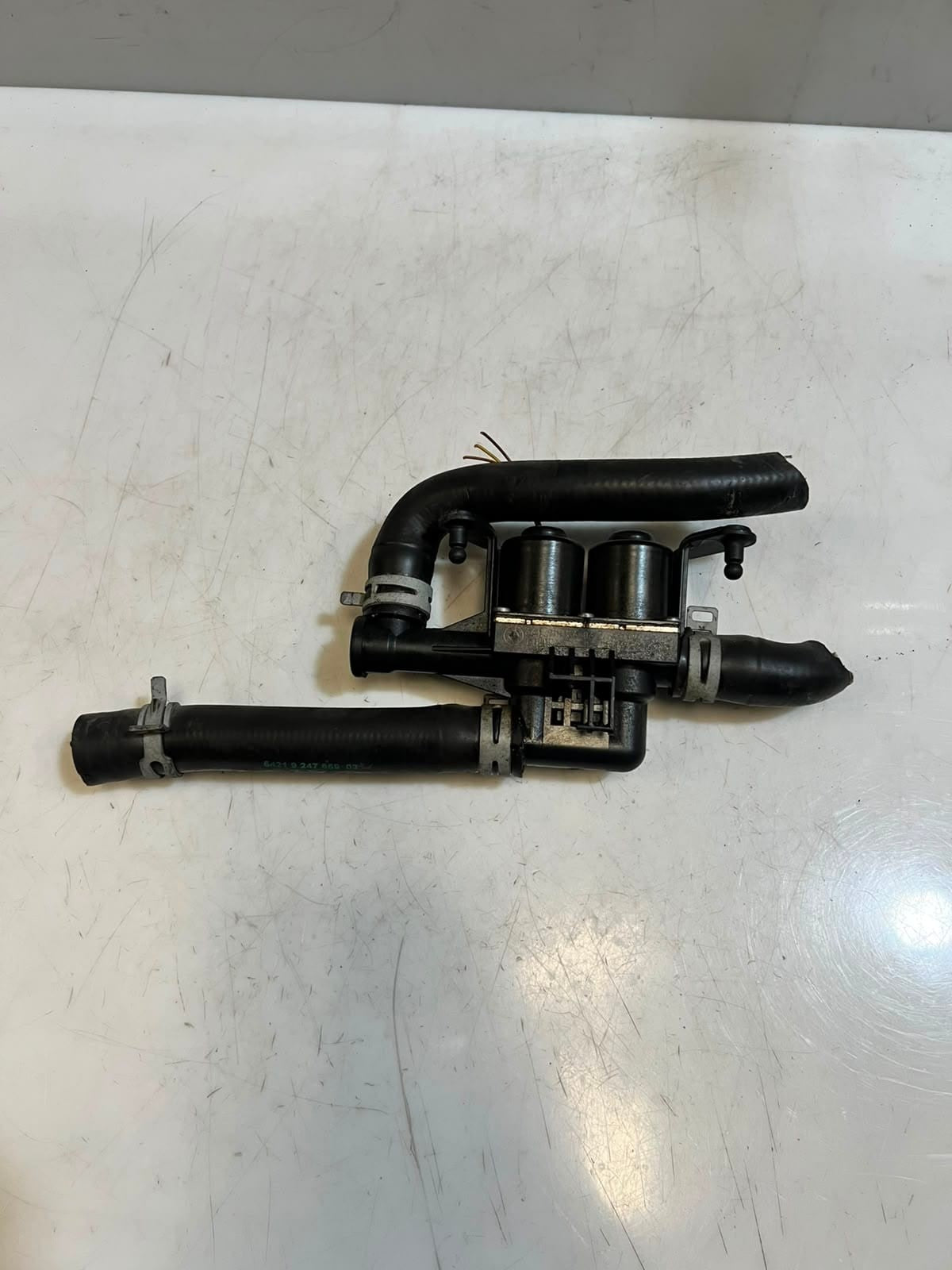 2010-2021 BMW 5 7 Series F10 F11 F07 F10 740i Heater Control Valve 9119164 OEM
