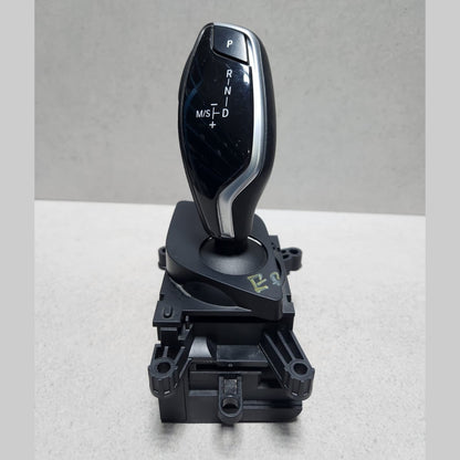 2017-2019 BMW 530i Automatic Transmission Gear Selector Lever 6825825 