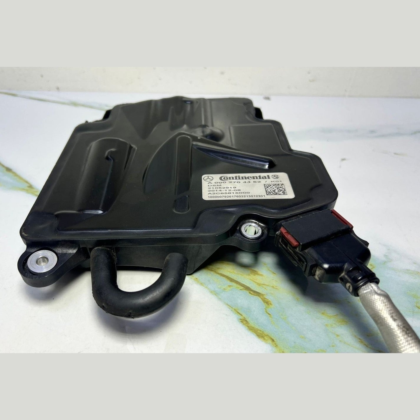 2015-2018 Mercedes-Benz C300 Transmission Gearbox Control Unit A 0002704452 W205