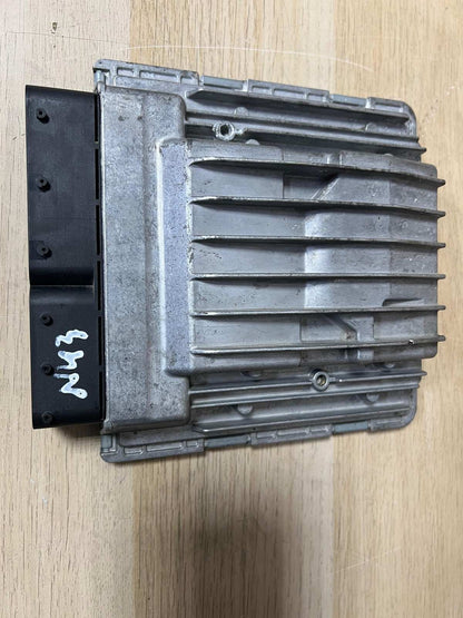 BMW 3 Series E90 320i E60 E61 E81 5WK93729 MSD81 Engine Control Unit 7599881 