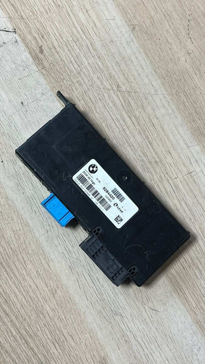 2011-16 BMW 528i Central Gateway Module 9284420 F10, F11, F12, F13, F06, and F01