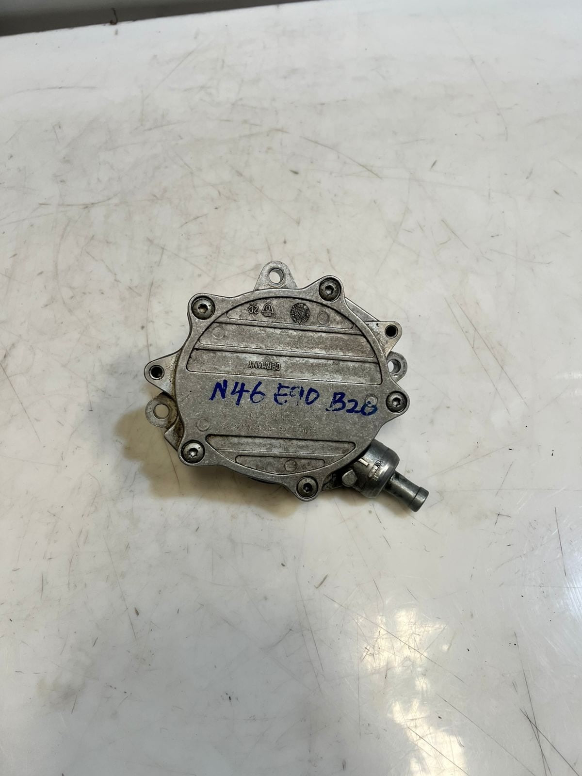 BMW E46 E90 Z4 E85 E86 B20 N42 N46 N46N Brake Vacuum Pump Mechanical 7542498 OEM