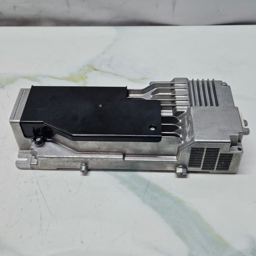 2020-2022 BMW M5 M8 745e xDrive Radio Amplifier 5A52E25