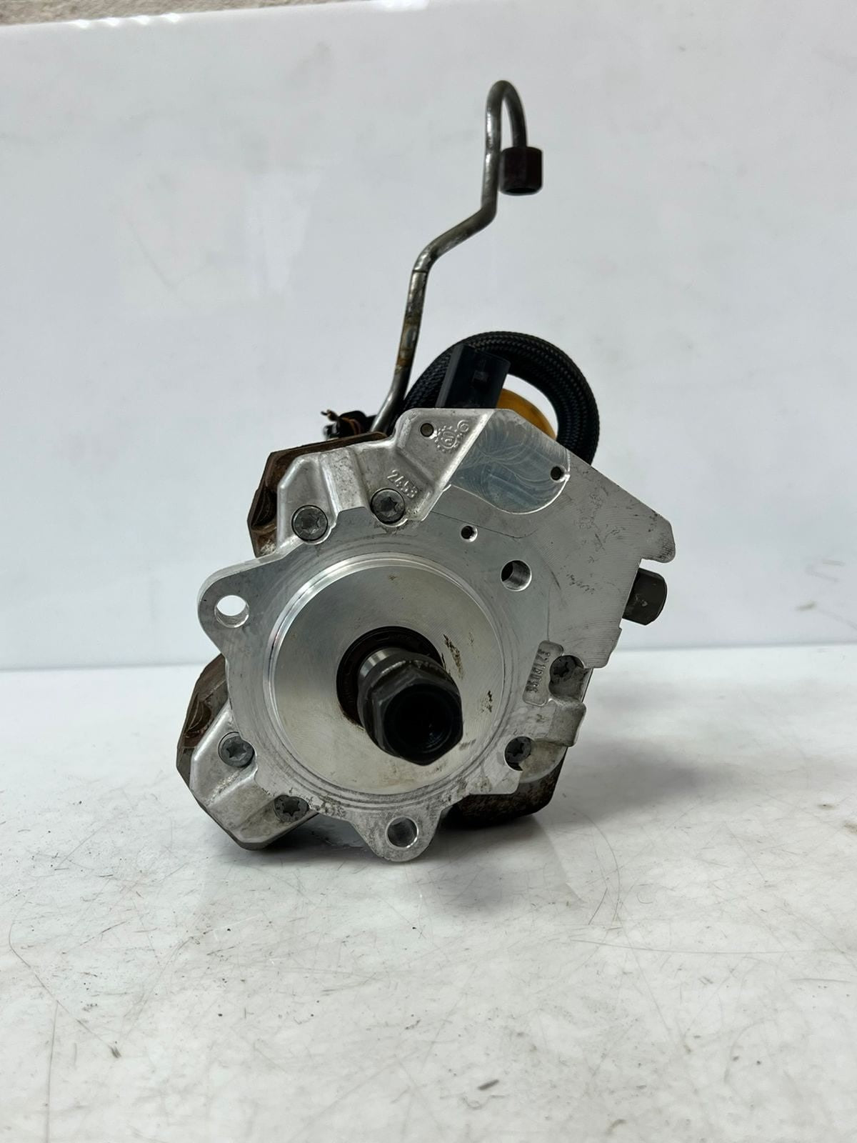 BMW E60, E61, E87, E90 3.0 diesel 330D 530D High Pressure Fuel Pump 7798333 OEM