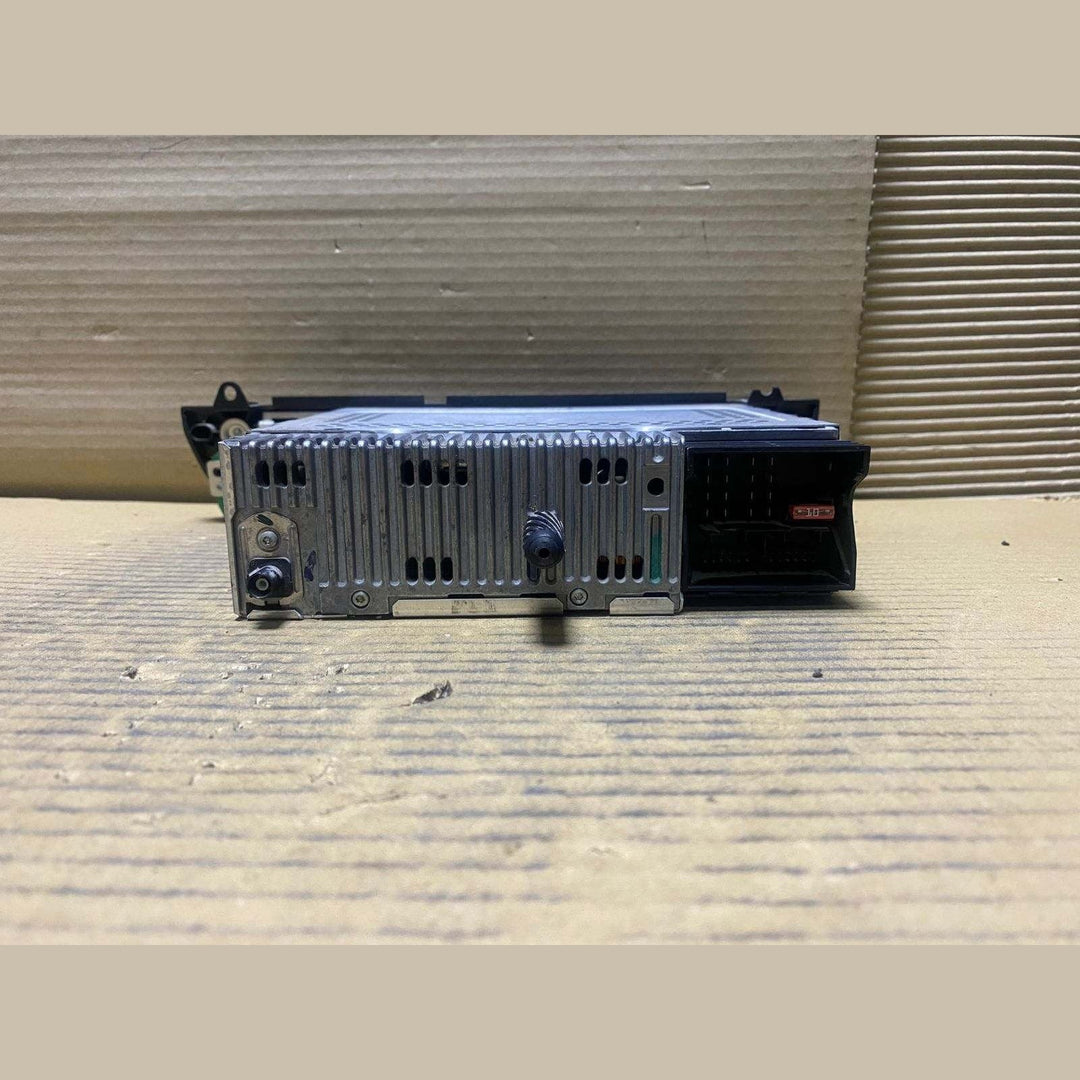 2006 BMW 325i Cd Radio Player 6976888 X3 E83 and 2006 BMW 325i 