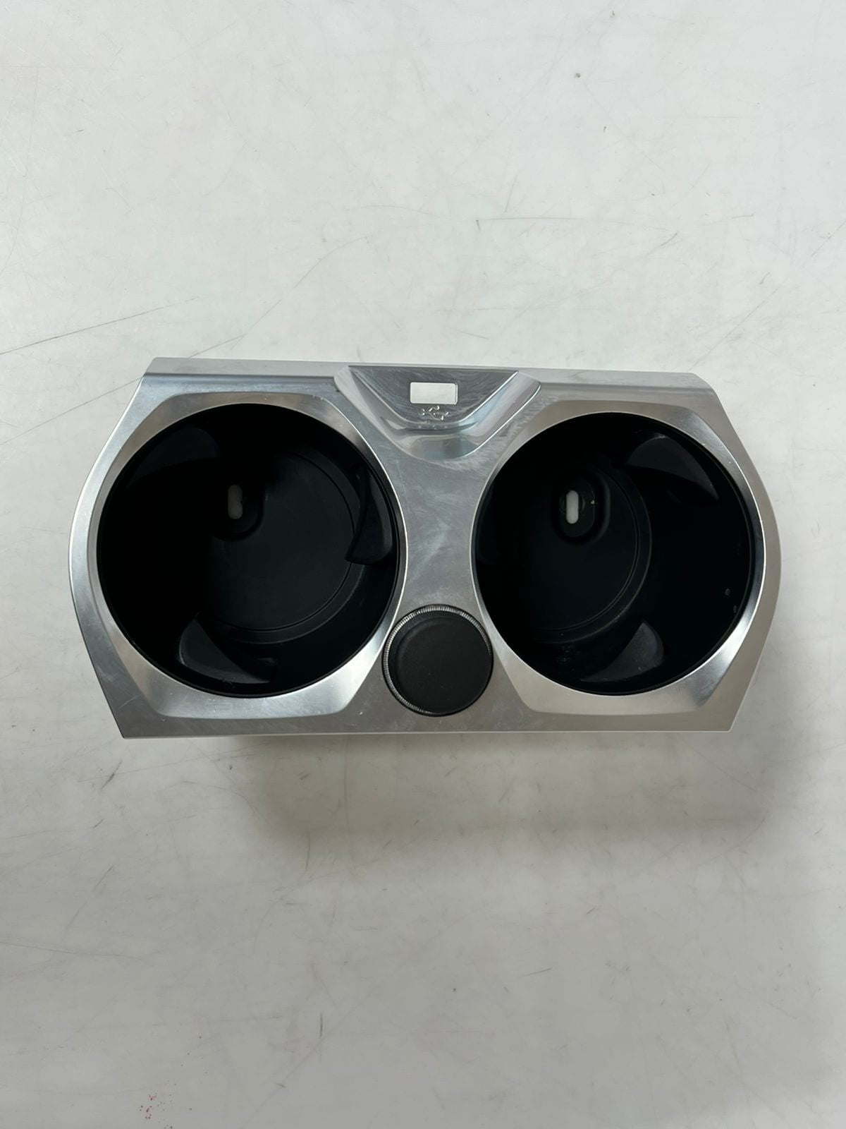 2019-2023 BMW 8' G14, G15, G16 M850i CENTRE CONSOLE Cup Holder 9396505 OEM