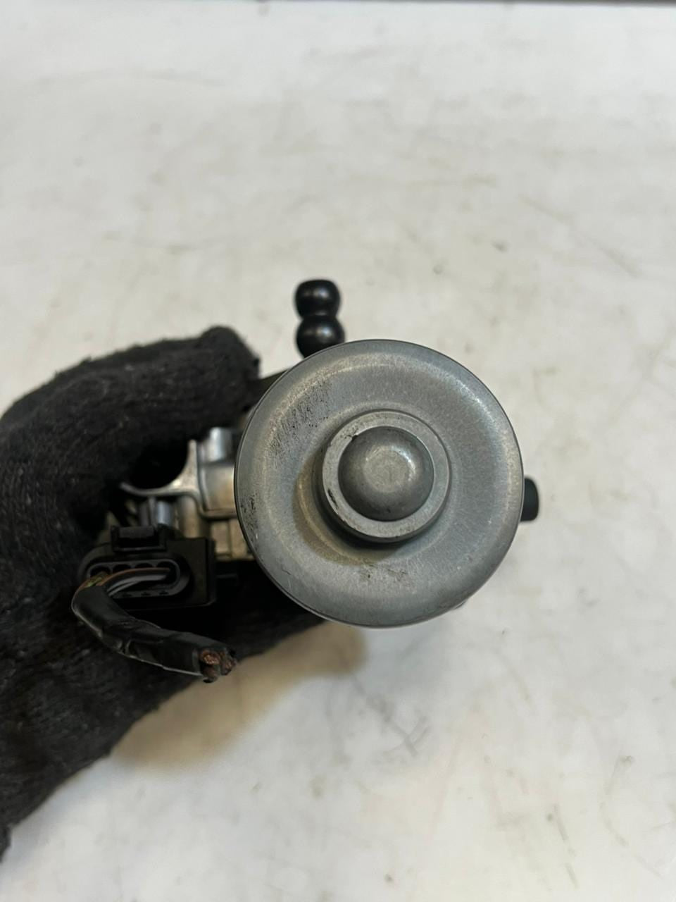 2009-2016 BMW Z4 E89 Front Windshield Wiper LINKAGE MOTOR Mechanism 7219606 OEM