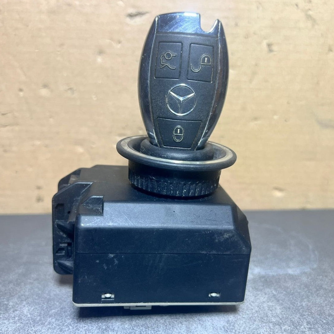 12-16 Mercedes W218 CLS FBS4 Ignition Switch Module Unit W/key A218 9053501 OEM