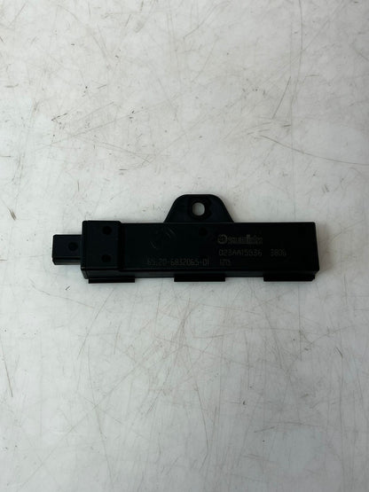 2021-2023 BMW 3' G20 4' M3 G80 Keyless Entry Antenna Module 6832065 OEM
