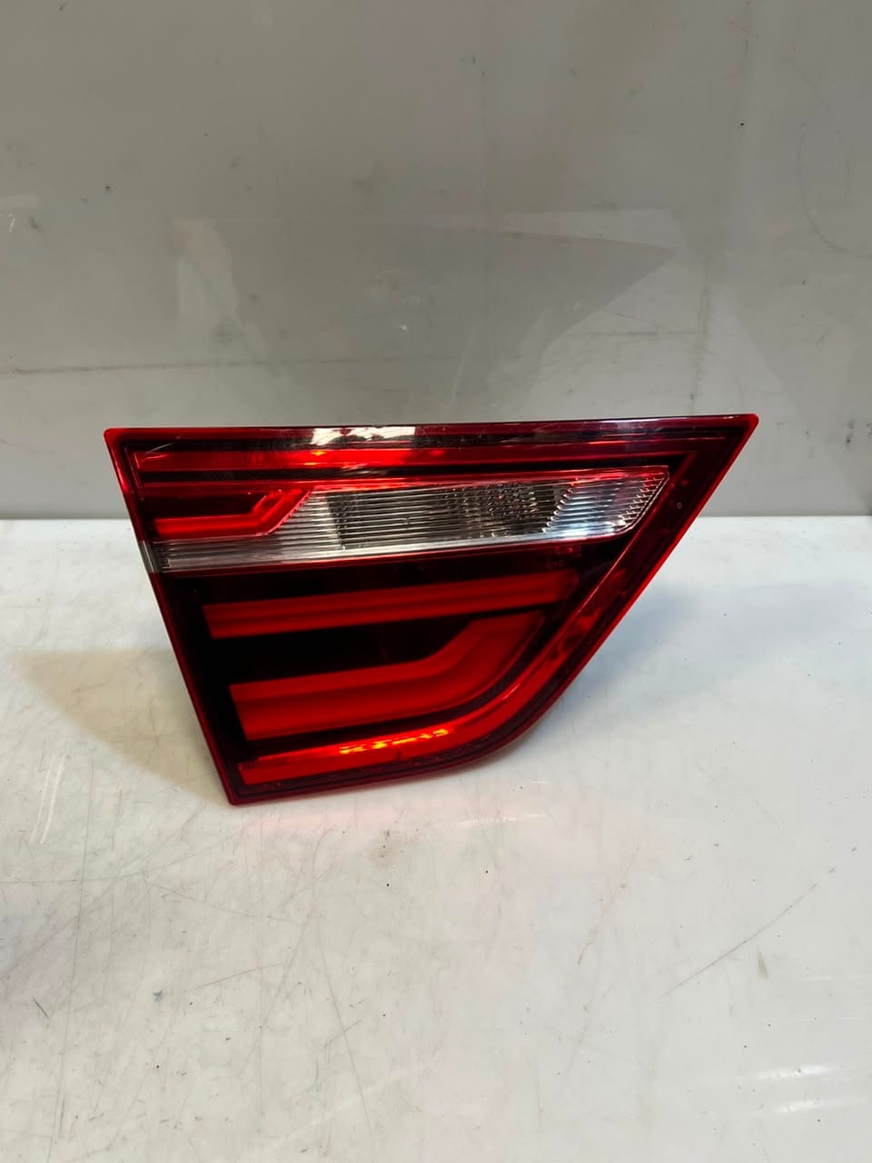 2015-2018 BMW X4 X3 F26 Right Tailgate Tail Light 7331284 7331283 OEM