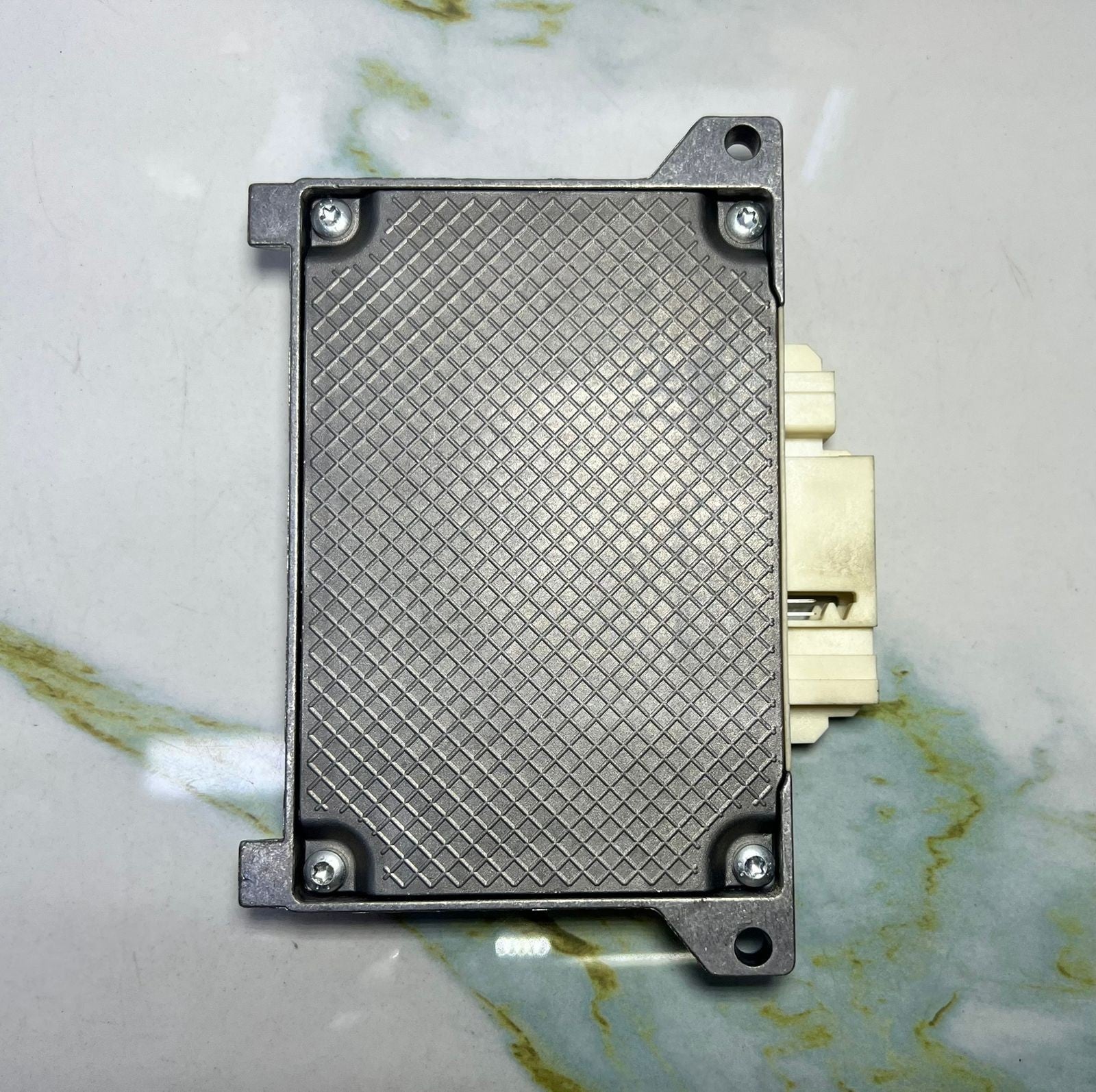 Mercedes W204 W218 CLS Parktronic Assist Parking Control Module A000 9004701 OEM