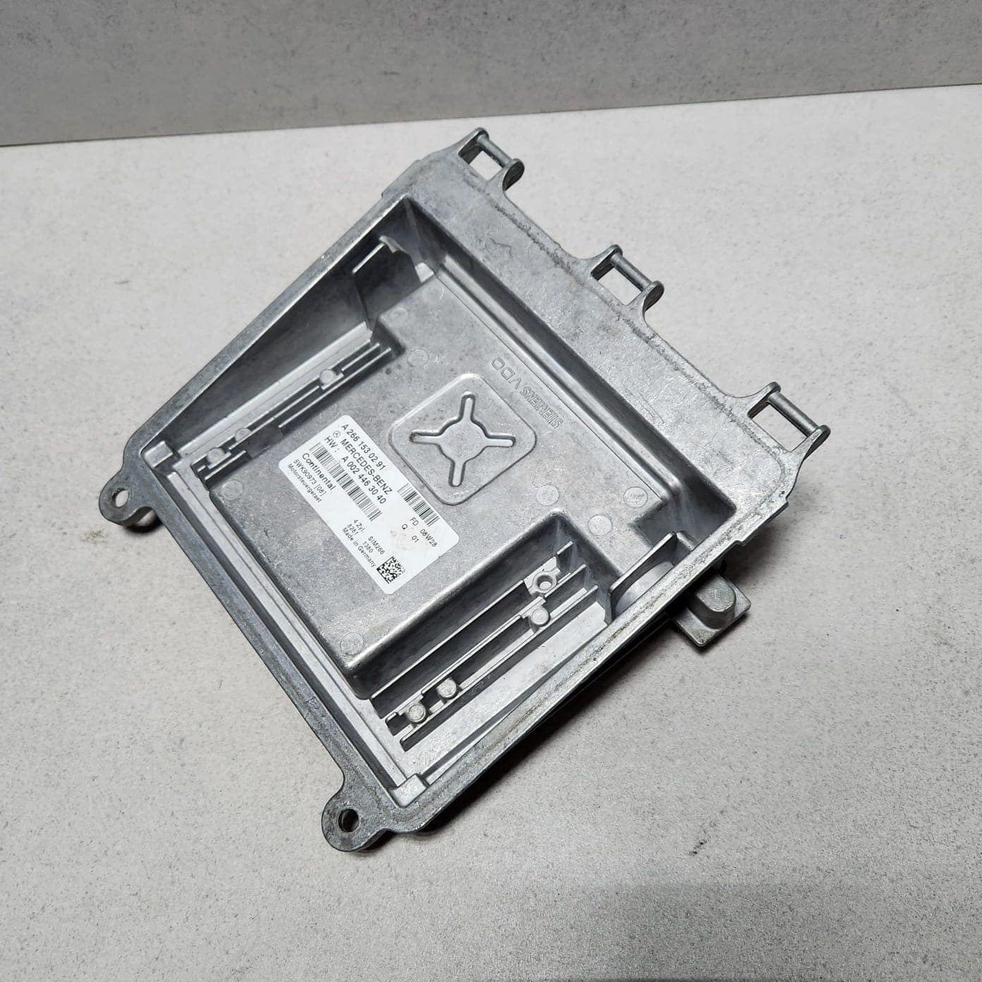 Benz Engine Control Module A2661530291 B-Class W245 1.7 engine models