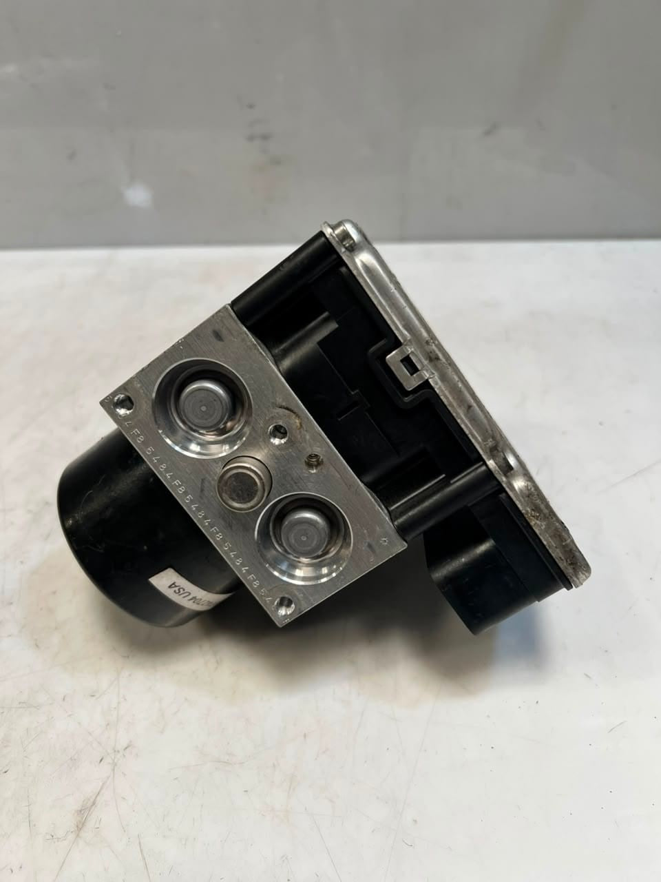 2014 BMW X3 F25 X4 F26 ABS Pump DSC HYDRAULIC Module 6875412 OEM