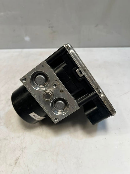 2014 BMW X3 F25 X4 F26 ABS Pump DSC HYDRAULIC Module 6875412 OEM