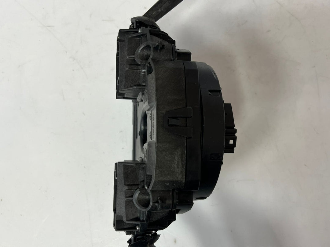 BMW 3 Series F30 F31, 4 Series F32 F33 F34 Steering Column Switch 9351140 OEM