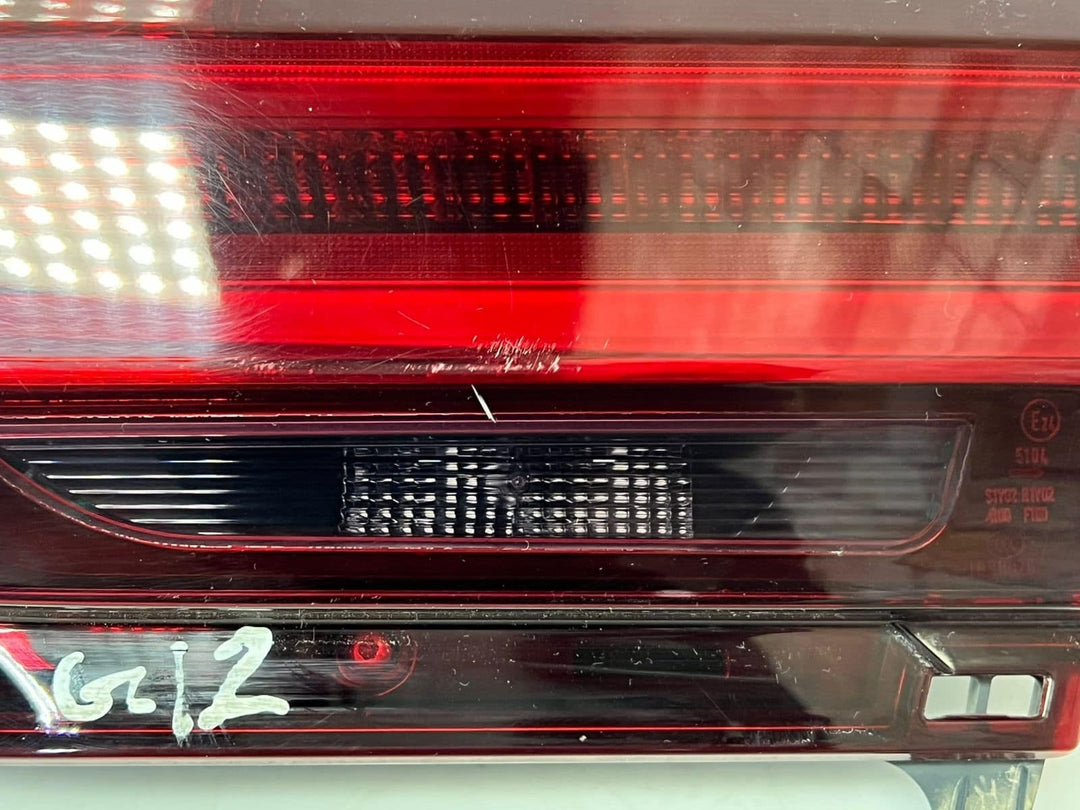 2015 BMW 7 Series G11 G12 Tailgate Light 2583244 OEM