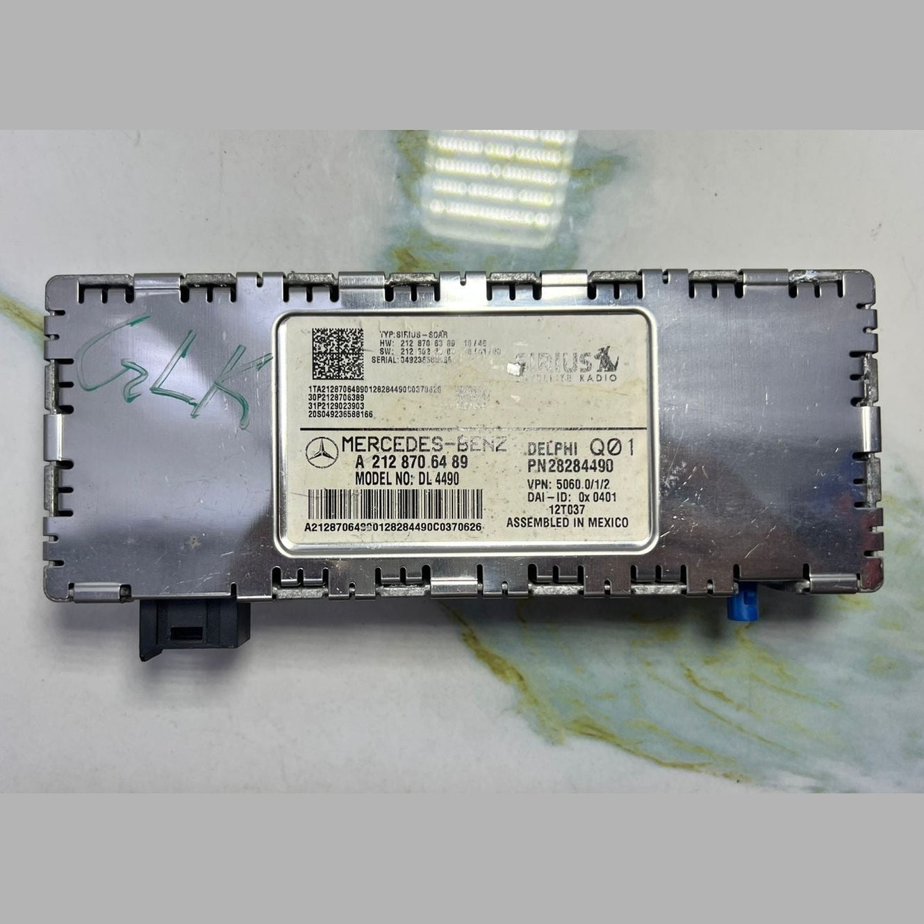 2009-2018 Mercedes-Benz C300 Satellite Radio Receiver Control Module A2128706489