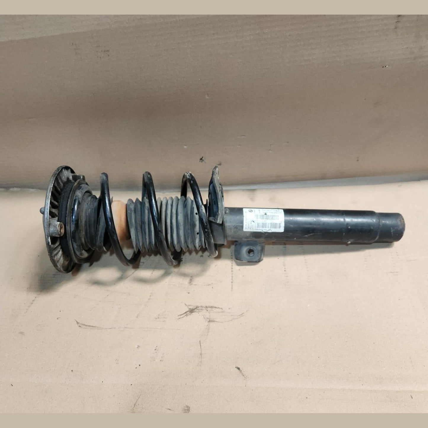 2012-2015 BMW 320i Spring Strut Front Assembly 6791551 3-Series F30 F30 LCI 