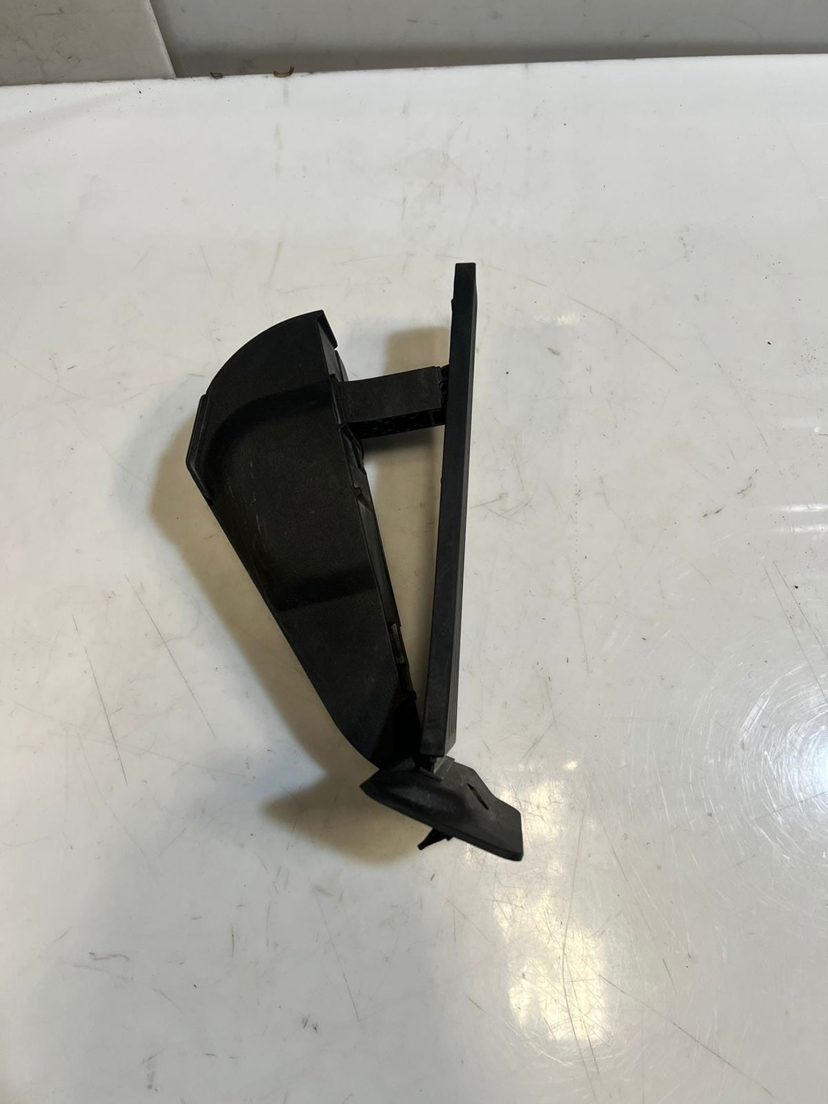 2007-2013 BMW 328i E90, E92, Z4, F48, F49 Accelerator Pedal Module 6889823 OEM