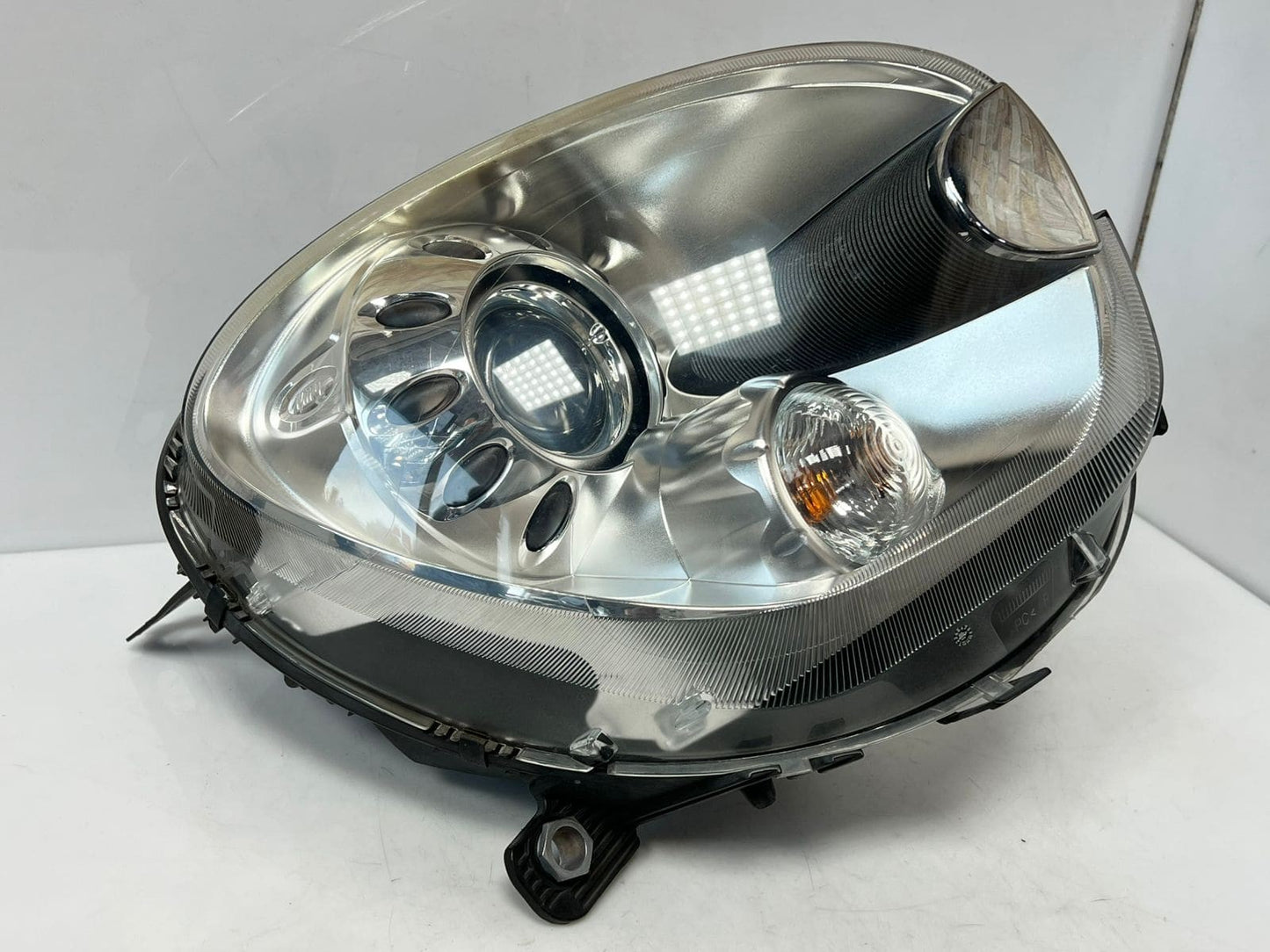 2011-16 Mini Cooper R60 R61 Countryman Bi-Xenon Headlight RIGHT SIDE RHD 9801044