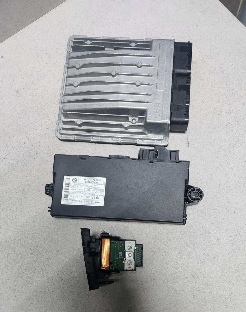 2008-2013 BMW M3 Engine Computer DME 7842403 BMW M3 E90 E92 E93 MS MS60 ECU SET 