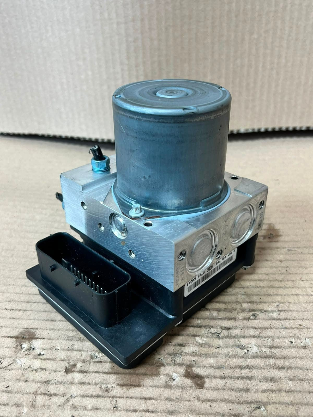 2010-2015 BMW X1 E84 ABS HYDRAULIC Pump/Modulator 6792350 OEM