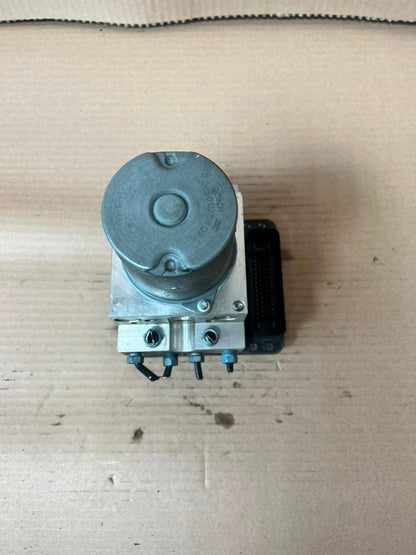 2010 BMW 5 Series F10 F11 4WD DXC DSC ABS CONTROL UNIT Pump 6799523 OEM