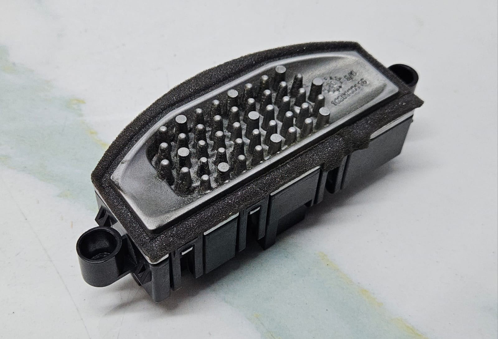 2015-2023 BMW F45, F46, F48 Heater Blower Motor Resistor 7952061 OEM