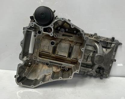 BMW F10 M5 F12 F13 M6 S63N Petrol Engine Upper Oil Sump Pan. PNo-1113 7843143 9