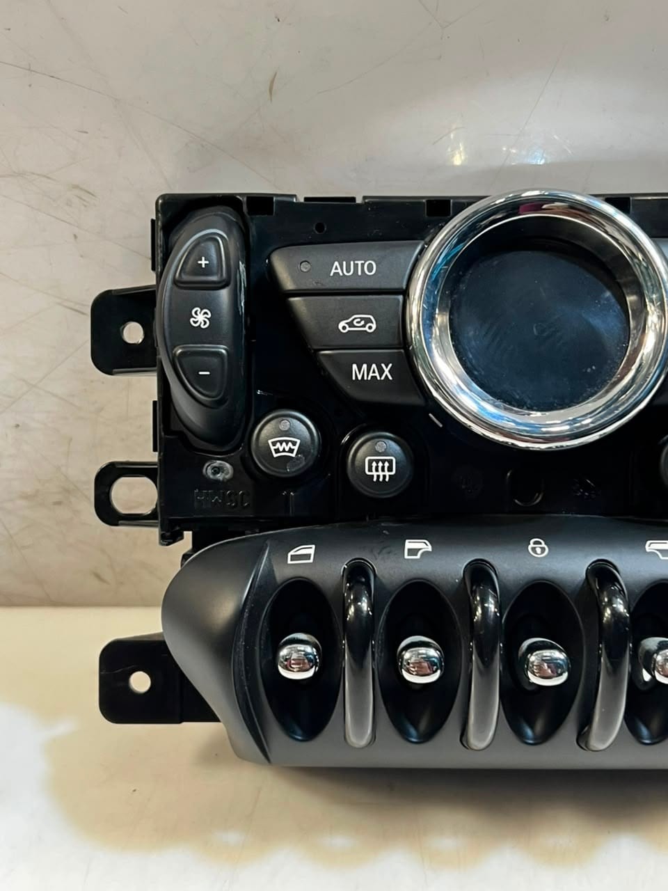 2011-2016 Mini Cooper R60 Countryman A/C Climate Control Panel 9808926