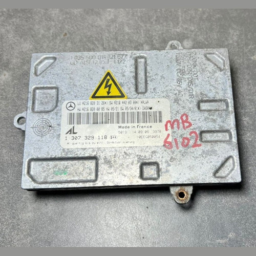 Mercedes-Benz W221 Xenon-Scheinwerfer-Steuergerät A216 8203126 OEM