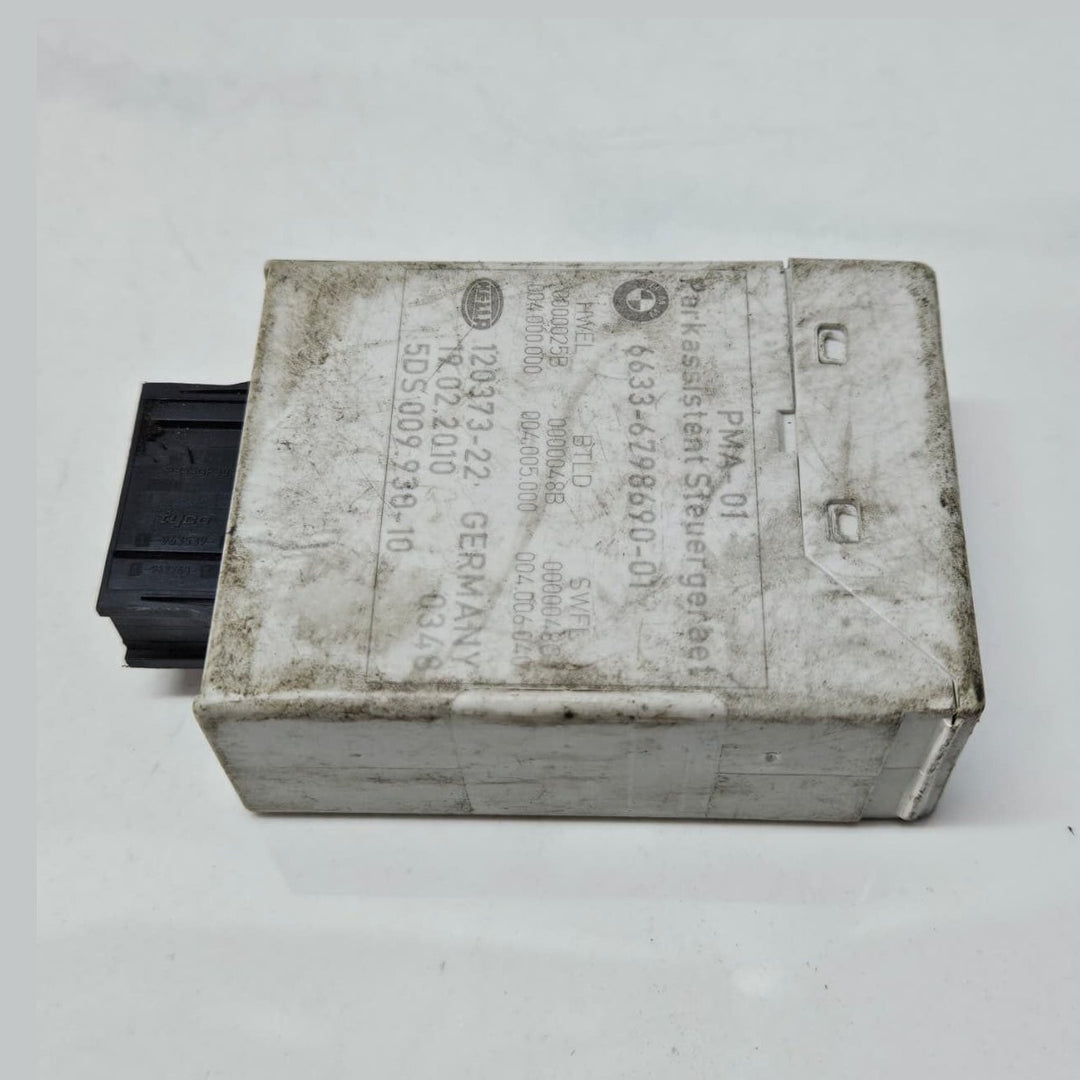 2011-2015 BMW 550i F10 F11 Park Assist Control Module 6798690