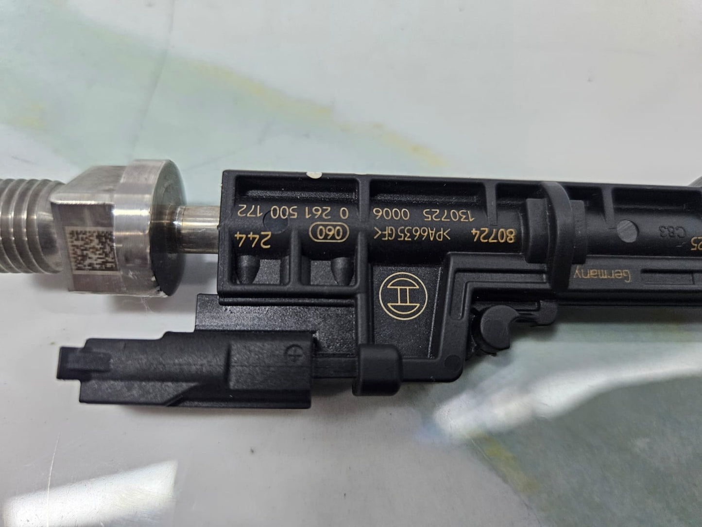 2016-18 BMW F30, F32, E89, F80, F82, F87, M2, M3 N20 Fuel Injector 7639994 OEM