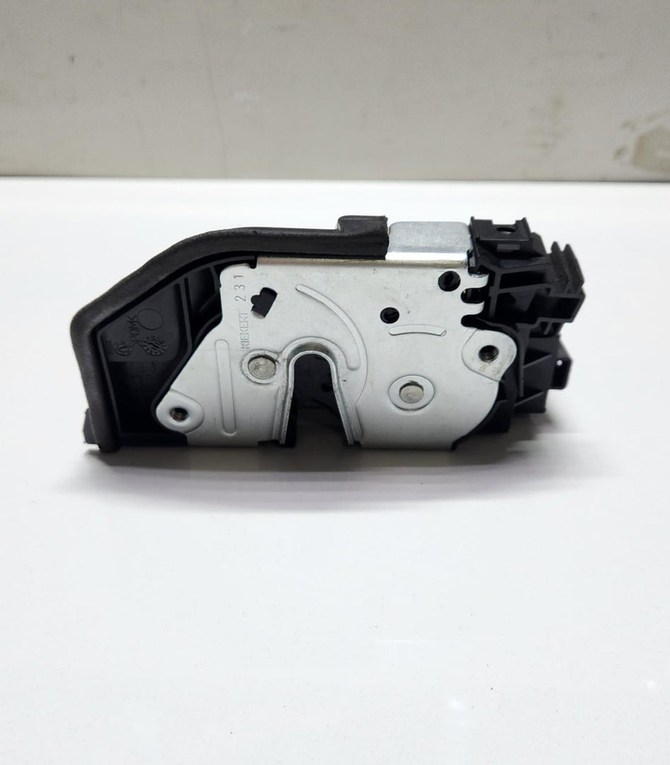 BMW Door Lock Actuator Front Right 7229462 1 Series F20 3 Series 5 Series E60 