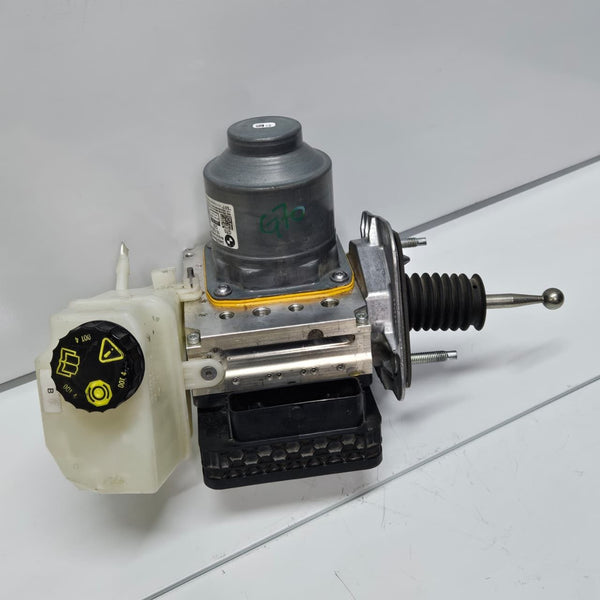 OEM BMW G70 and iX i20 Brake Pump Abs 5A4FC24 BMW braking system