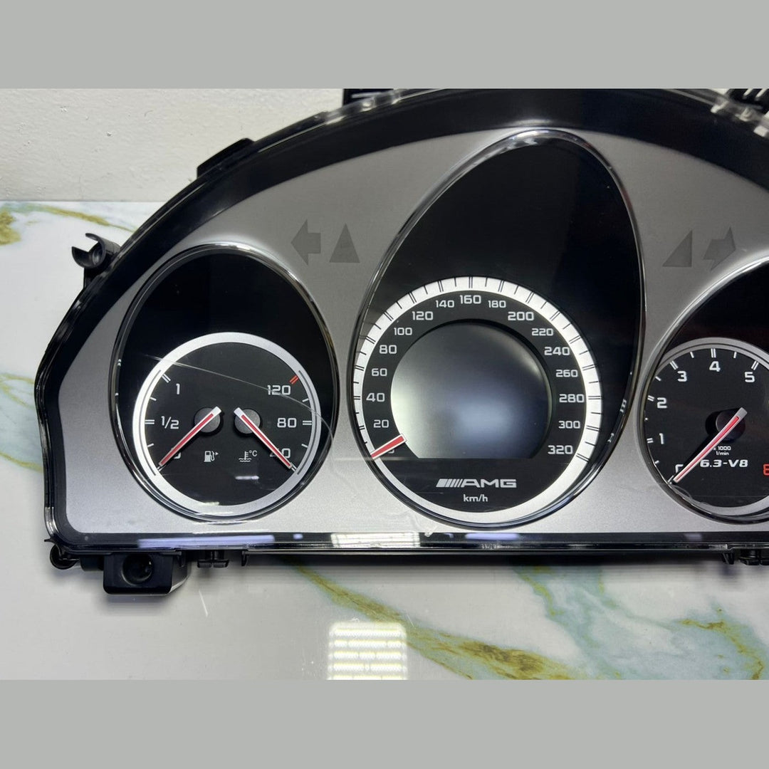 Mercedes W204 C-Class AMG C63 Instrument Cluster Speedometer A204 4407011 OEM