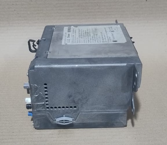 BMW 3 SERIES 2013 F02  AUDIO NAVIGATION HEADUNIT LDA [USED]  -3D20 - 9311042
