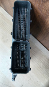 2008-2011 BMW 128i Engine Control Module 7583526 with 3.0L N51 engine.