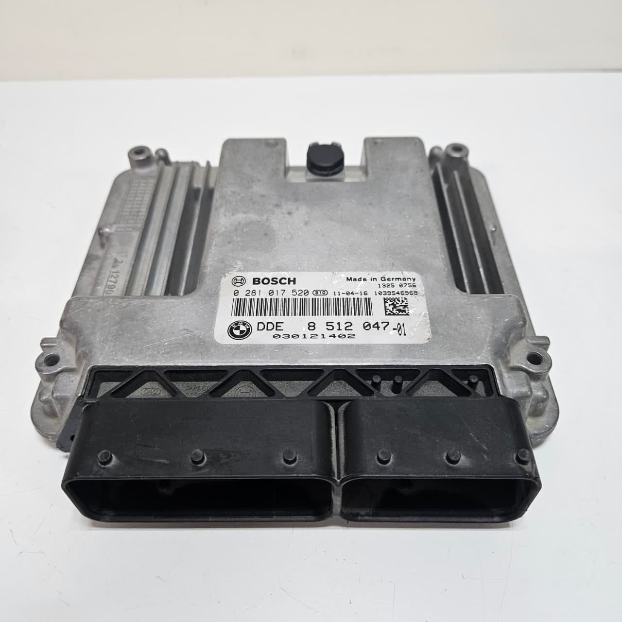 BMW 3 Series E90 320D Engine Control Unit ECU 2.0D Diesel DDE Bosch 8512047