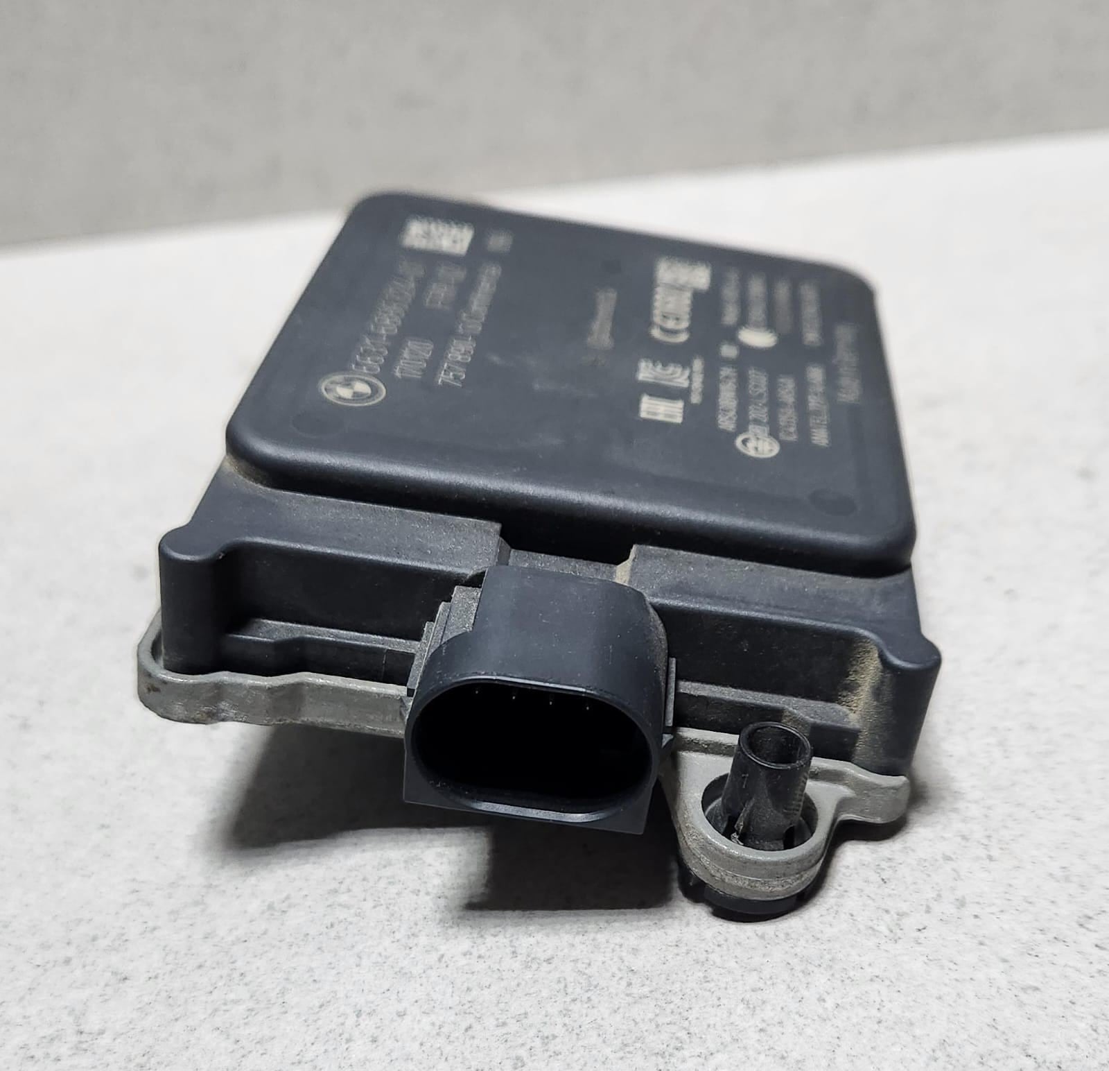 BMW Radar Sensor 6886324 5 Series E39 and G30