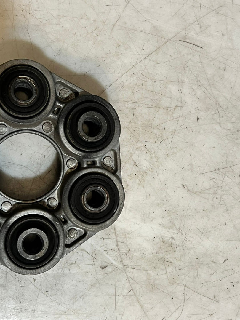 BMW E81 E90 F10 F20 F23 F30 Drive Shaft Propshaft Joint Coupler Rubber 7605629