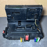 Mercedes-Benz W221 Steuergerät Sicherungskasten hinten A221 9006902 \ A221 9003602