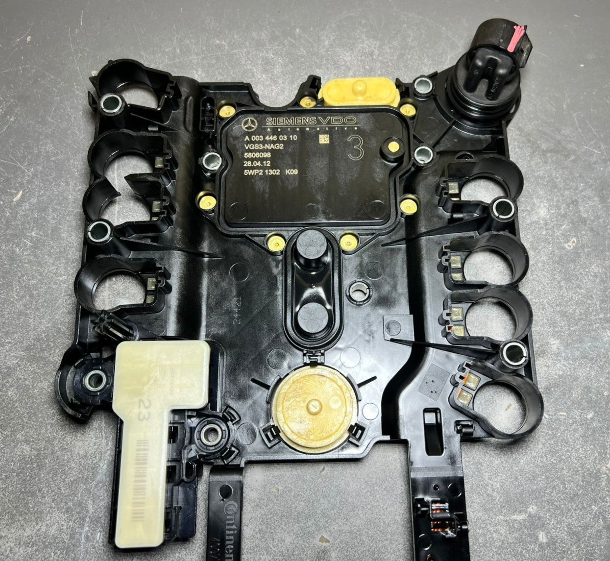 Mercedes-Benz 722.9 Transmission Siemens Conductor Plate VGS3 4PIN TCU – OEM