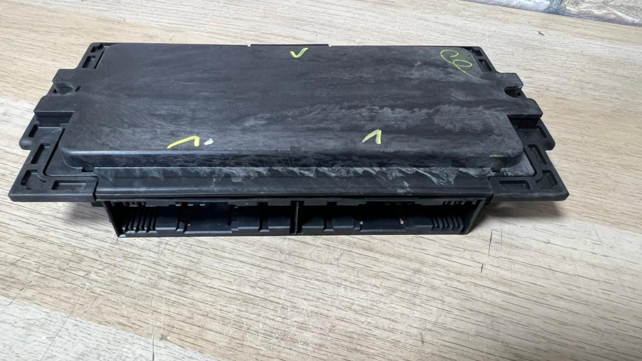 BMW Body Control Module 9242521 BMW E70 X5 and E71 X6